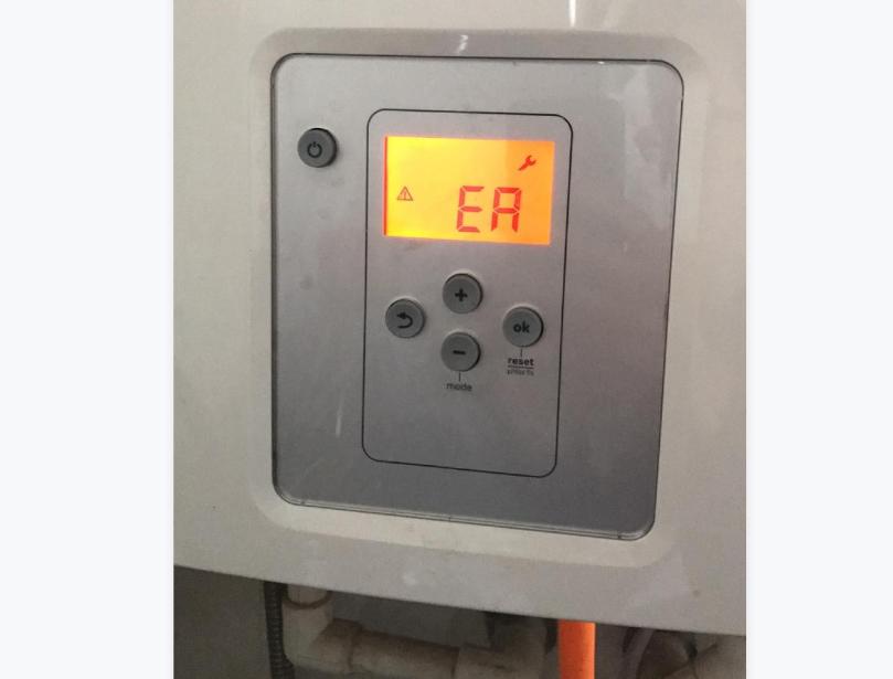 壁挂炉显示e1怎么处理（壁挂炉显示E1可以自己解决吗）
