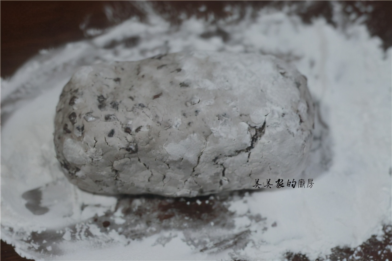 紅豆最過癮的吃法，不做丸子、不捏飯糰，軟嫩咸鮮，比糍粑香