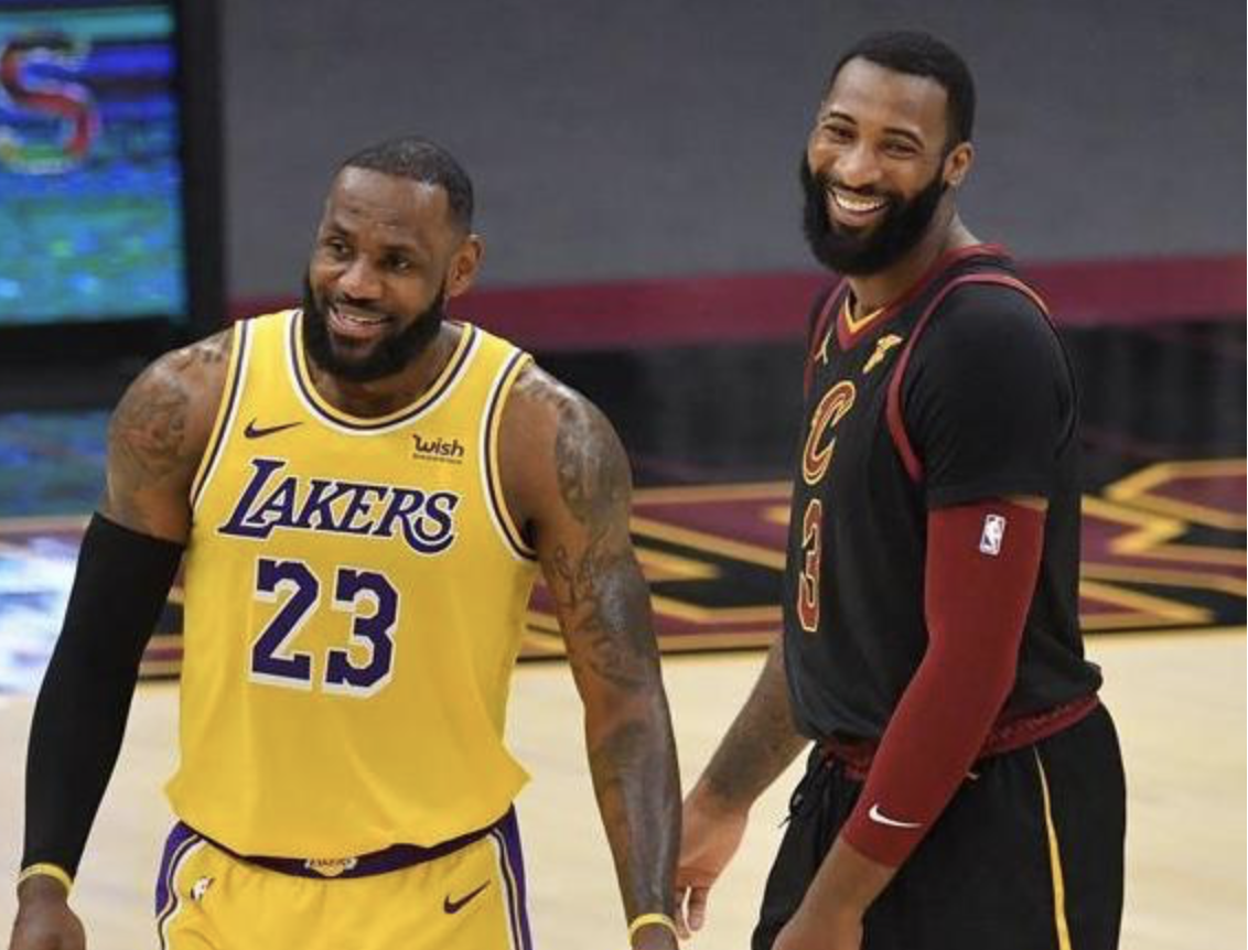 篮网签格里芬不值得高兴，湖人捡漏拿下17+13神兽成最大赢家