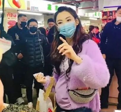 张柏芝挺大肚录节目引来怀孕风波,怀四胎？