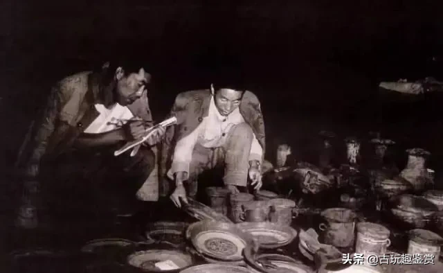 1968年西汉古墓事件：解放军一炮炸出上万件珍宝，惊动周总理！