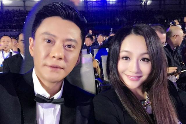 央视前一姐曹颖：为爱隐退娱乐圈，产后却得抑郁症，今现状如何？