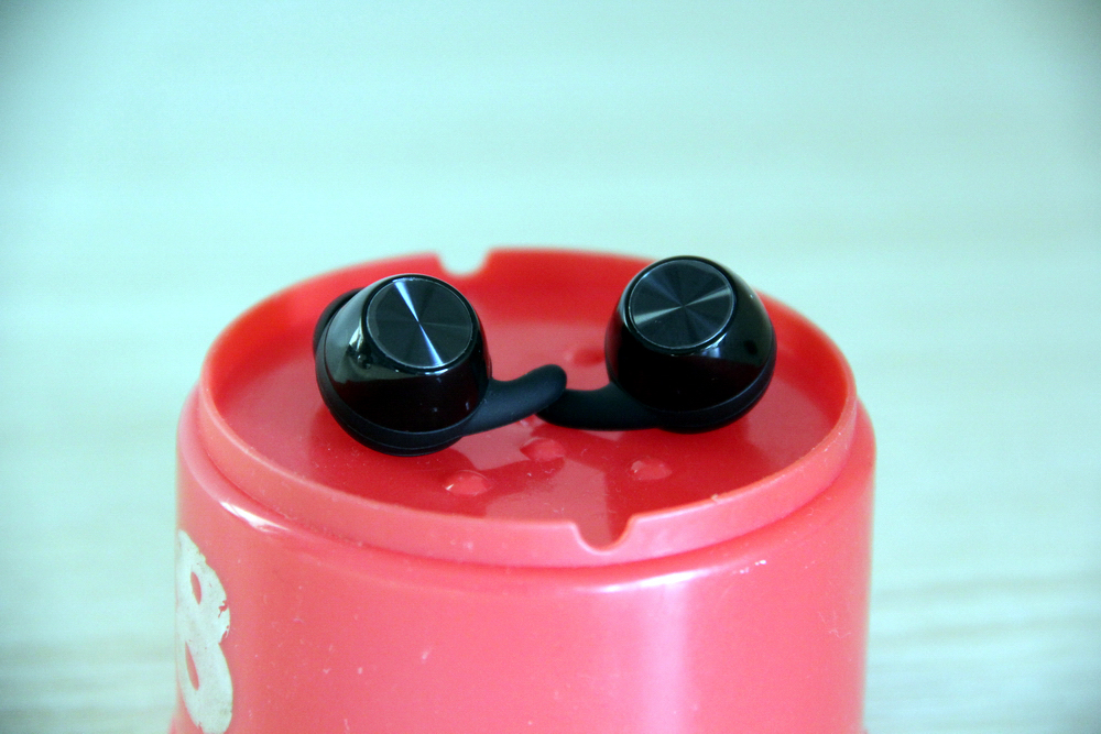 那么多真无线耳机，为啥我独独选了百元的XISEM Ares