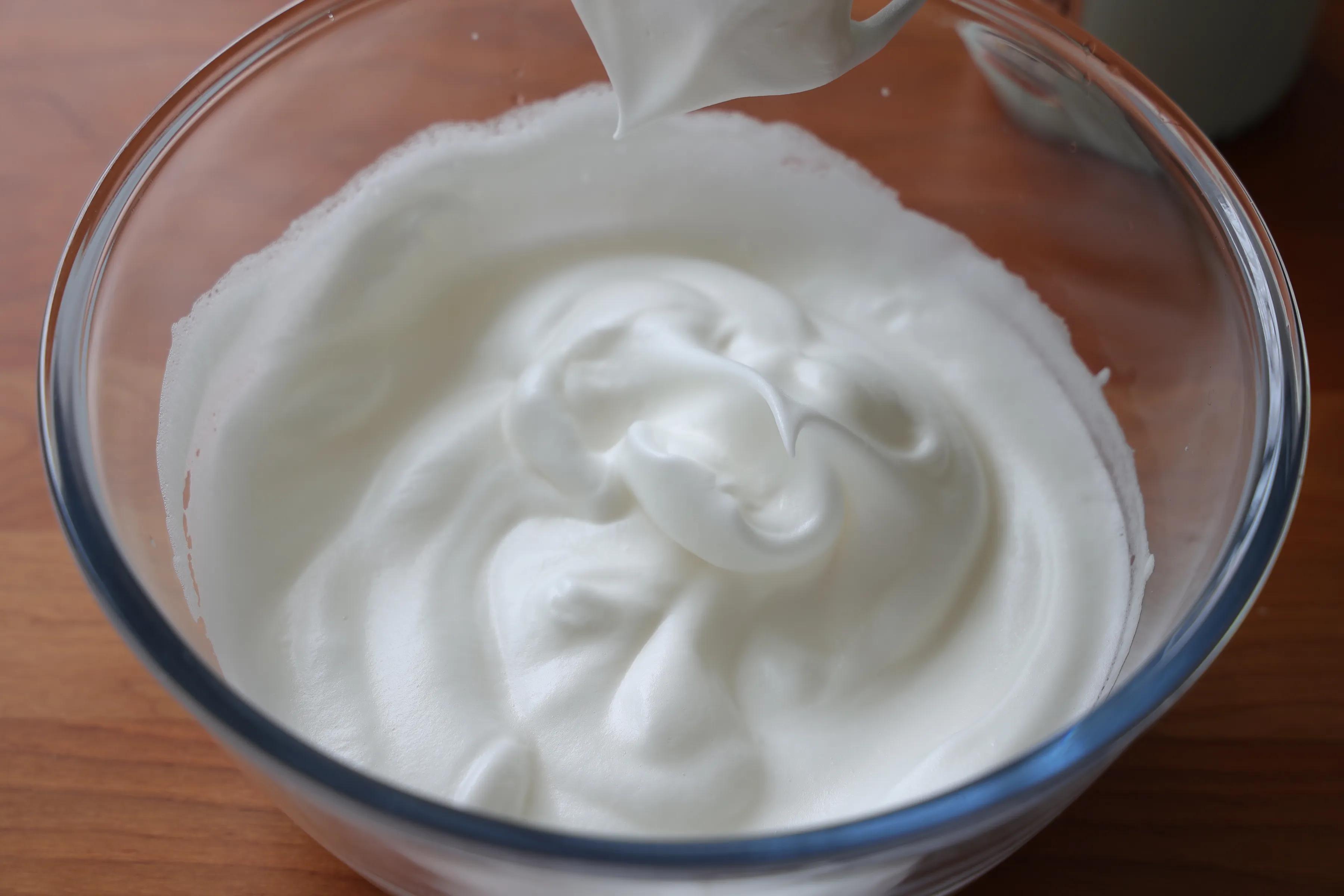 成本2块钱的北海道戚风蛋糕，教你在家做，松软爆浆，热天吃超赞