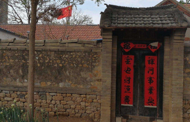 “不怕青龙高万丈，就怕白虎抬头望”，古人为