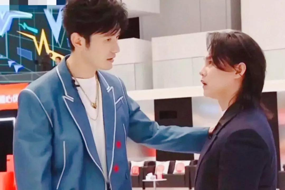 Due to role requirements, Huang Xiaoming lost 30 pounds, but Yin Zheng ...
