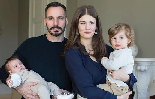 T台上的女王，现实中的印度王妃，“灰姑娘”肯