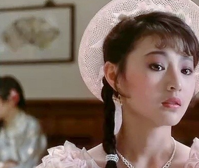 24岁拍戏烧伤脸，36岁嫁豪门的李赛凤，后被指出轨20岁义子
