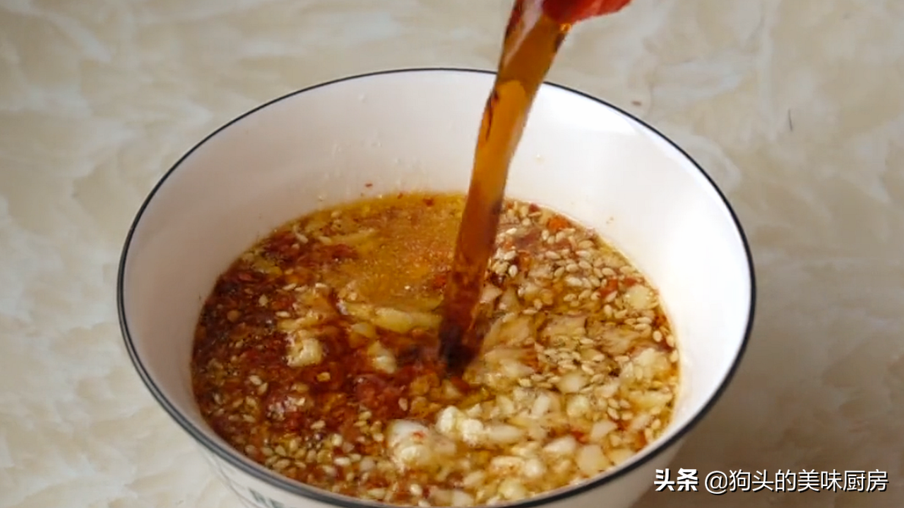 春天多吃菠菜，學會這種做法，孩子隔三差五要吃，上桌就光盤