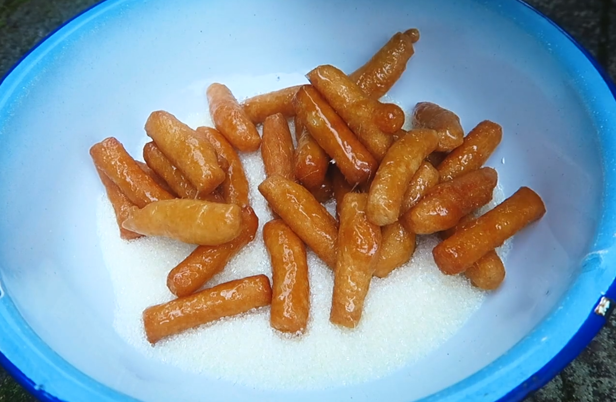 真正的老式江米條，步驟要點詳細，香甜酥脆，吃出小時候的回憶