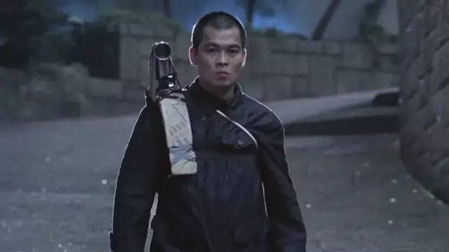 香港版的《低俗小说》，片长99分钟，笑点超过99个，内容太有脑洞