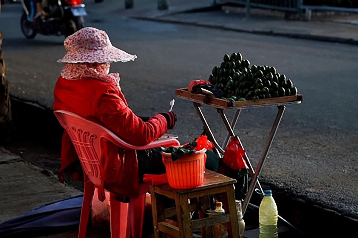 中国六千万人的定时炸弹，槟榔为何是“软性毒品”？有人浑然不知