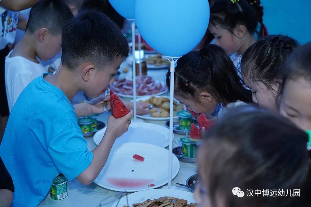 汉中博远幼儿园举行大班毕业典礼