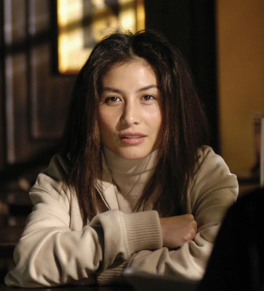 He Chaolian is celebrated to Deng violet chess unripe, low-key defend filial piety to wear white clothing, 2 rooms 4 rooms are high-key however a clique is right