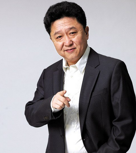 德云社400人关门歇业！郭麒麟仨月上9档综艺，岳云鹏刚营业就出事