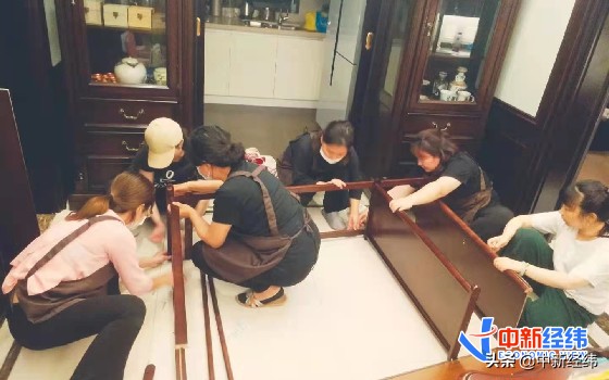 整理收纳创业者自述：单次收费五位数，员工年