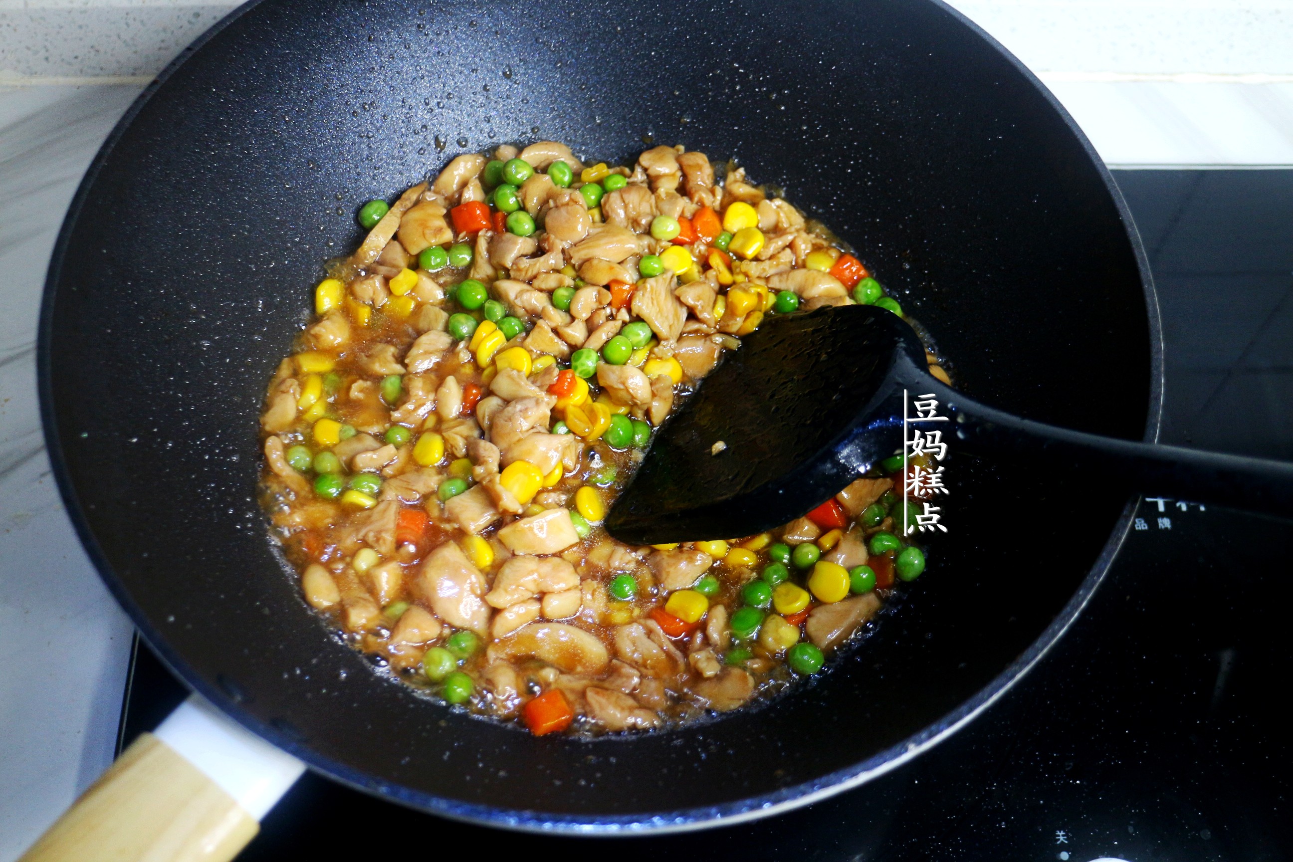 一道孩子很愛吃的家常菜，好看有營養，收好了