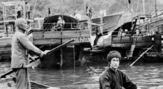 李小龙的恐怖，看了这些数据和评价，就明白泰