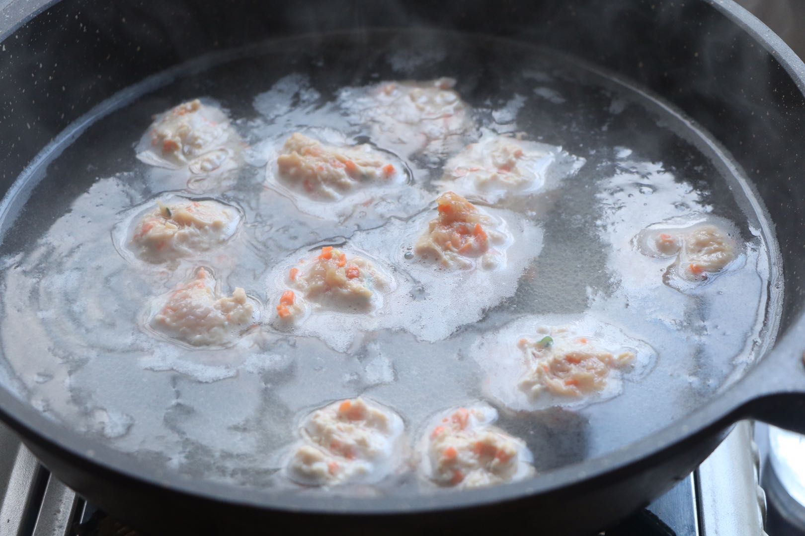 5块钱的鸡胸肉，这样简单一做，有肉有汤，清爽不上火，每周必喝