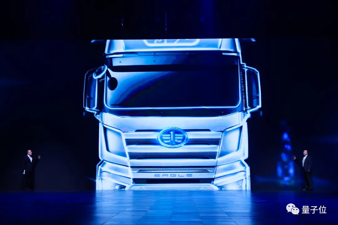 中国首款前装L3自动驾驶卡车发布：一汽解放制造，京东车队运营
