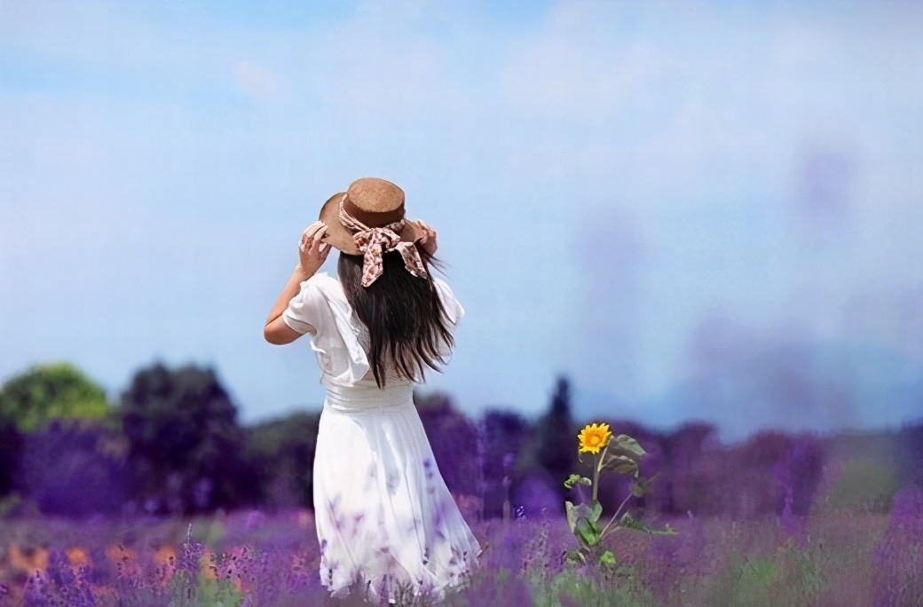 秒回你微信，却不主动联系你的人，多半有三个原因