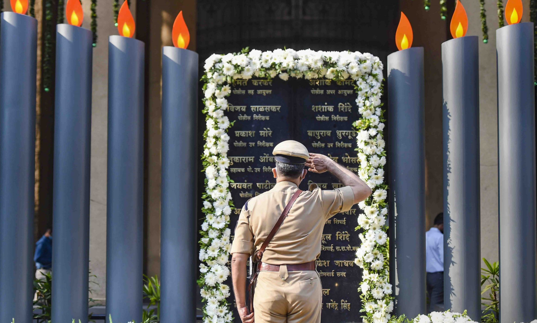 南亞局勢發生突變，巴基斯坦被迫服軟，主動審判襲擊印度孟買主犯