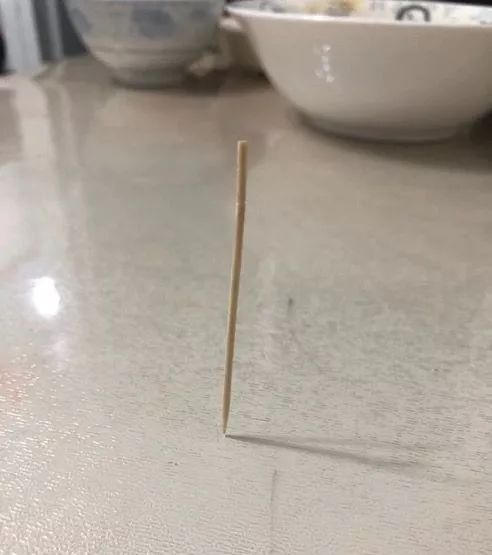 昨天，被一件趣事给刷屏了，立扫把是真的吗？NASA专家解释来了