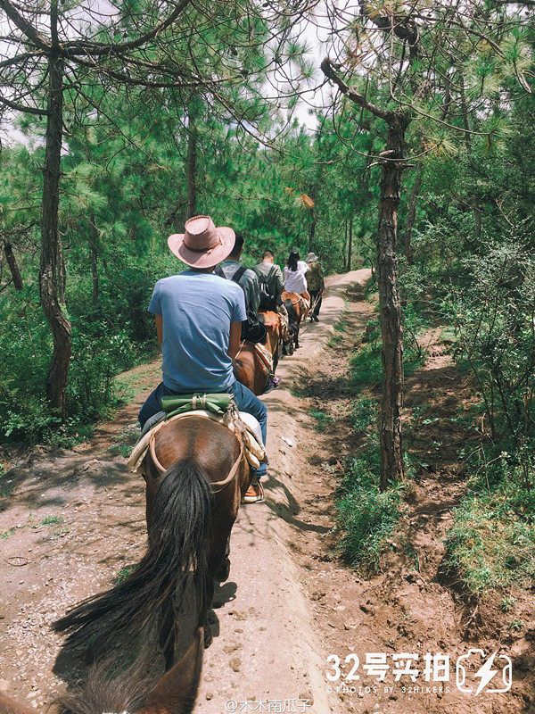 Coming to Lugu Lake will make people wonder if they are willing to forget the time and forget themselves in their dreams