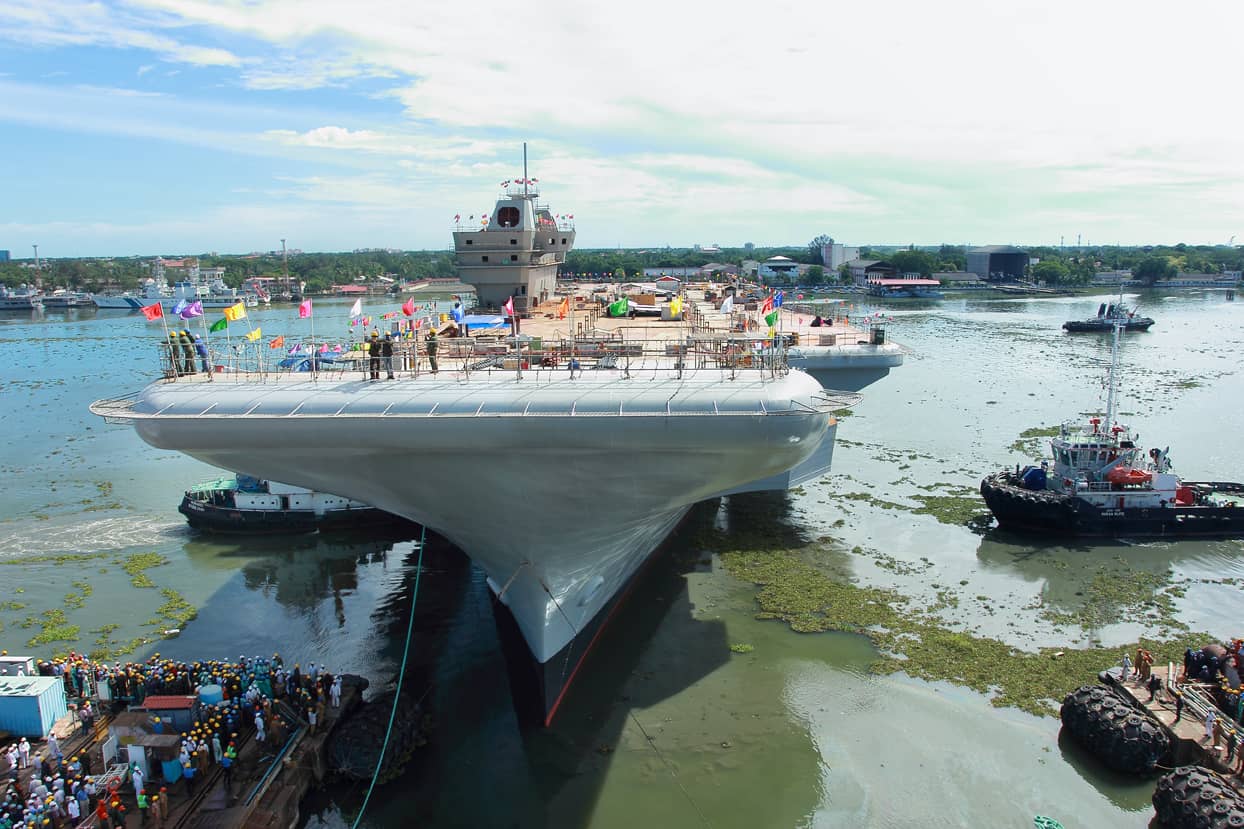 建造进程严重滞后，十六年还泡在水里，印度国