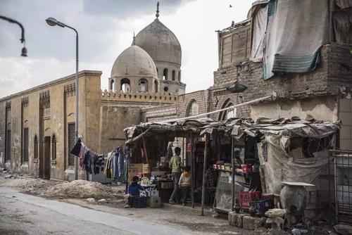 世界上最诡异的城市,活人与死人住在一块