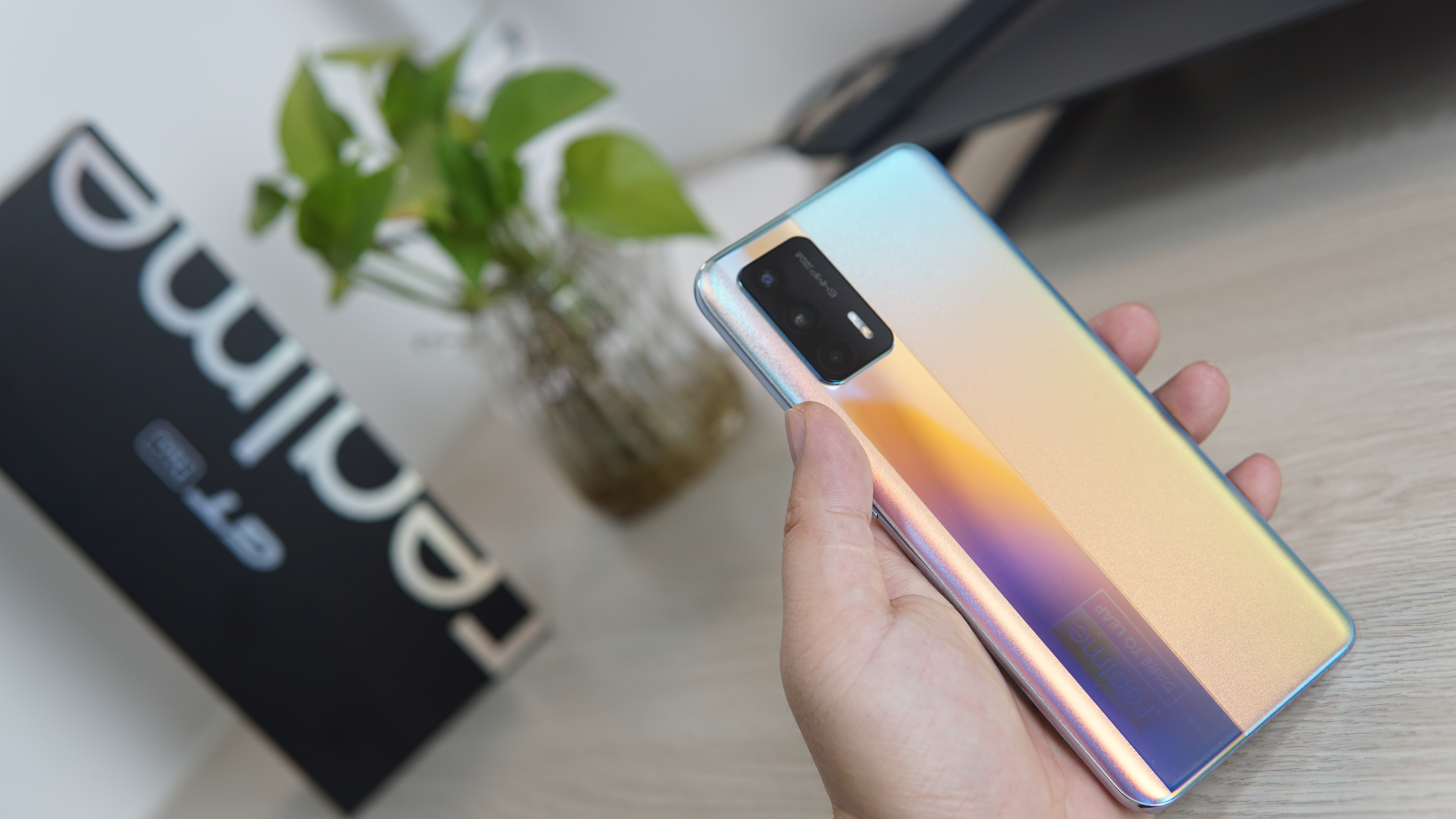 realme GT Neo手机真实评测，锁定2021年2000元手机最优性价比选项