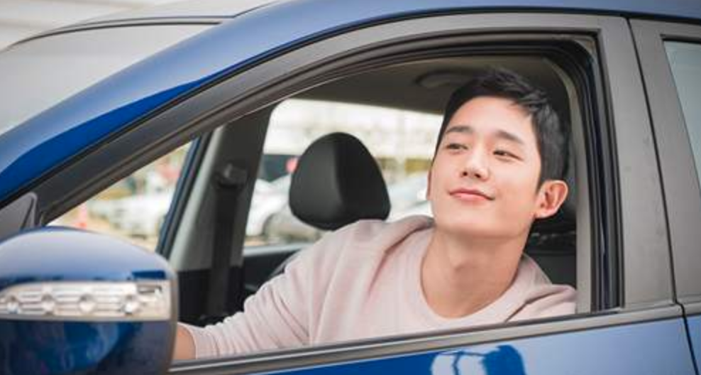 批评女明星发胖的时候，也请注意我国男星灾难