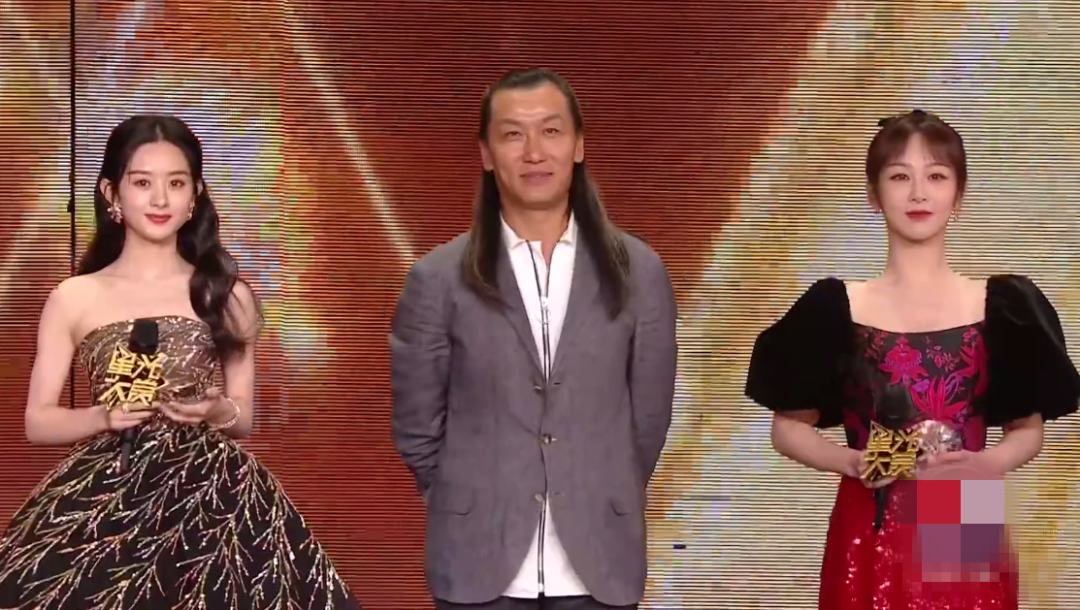 有人暗暗发糖，有人尴尬互动，星光大赏内场真