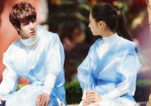 王一博的《私立蜀山学园》将上线，得知女二是谁，网友：这不那谁