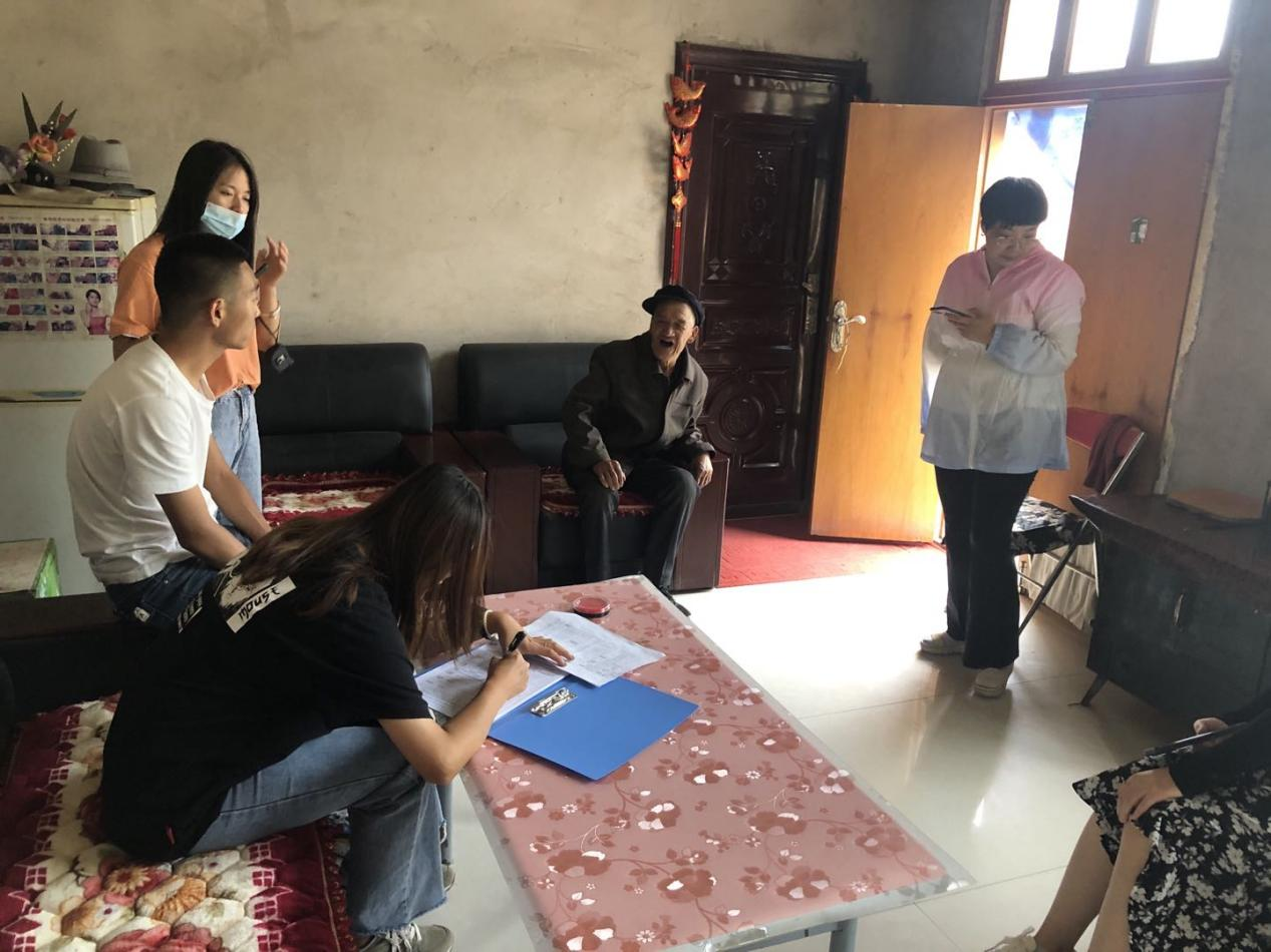 西固区金沟乡开展“我为群众办实事”救助困难学生活动