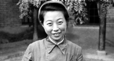 奉命长期潜伏在蒋介石身旁的三名地下党，从未暴露身份，他们是谁