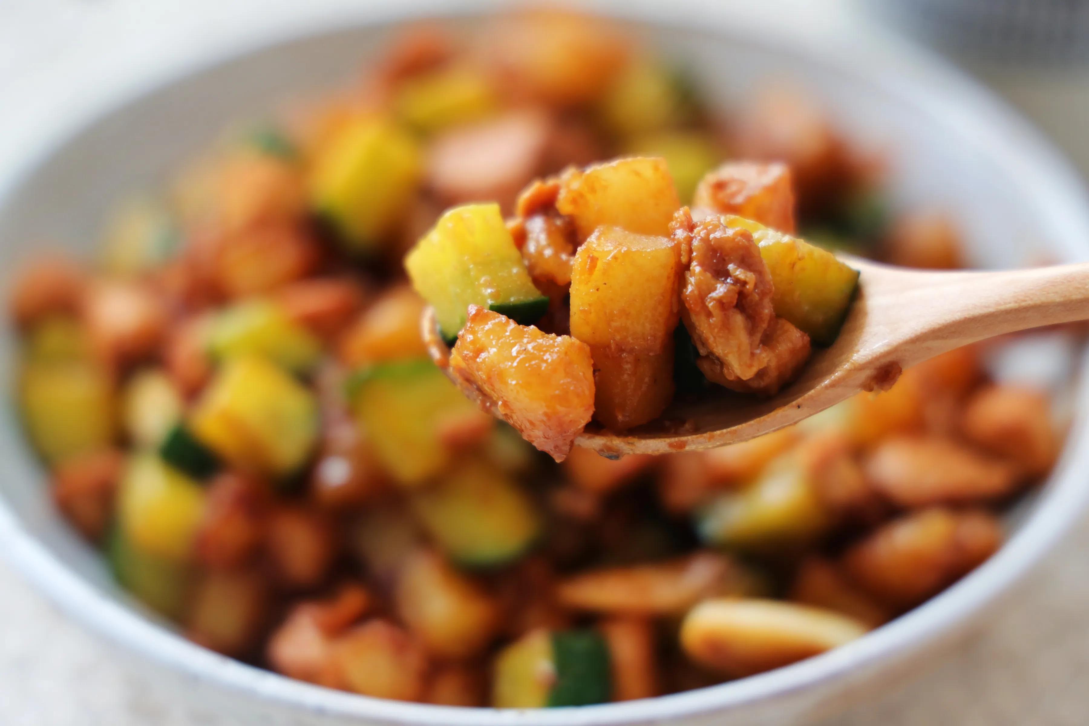 這3樣食材一起炒太下飯了，鮮香味美，低油低脂，2碗米飯不過癮