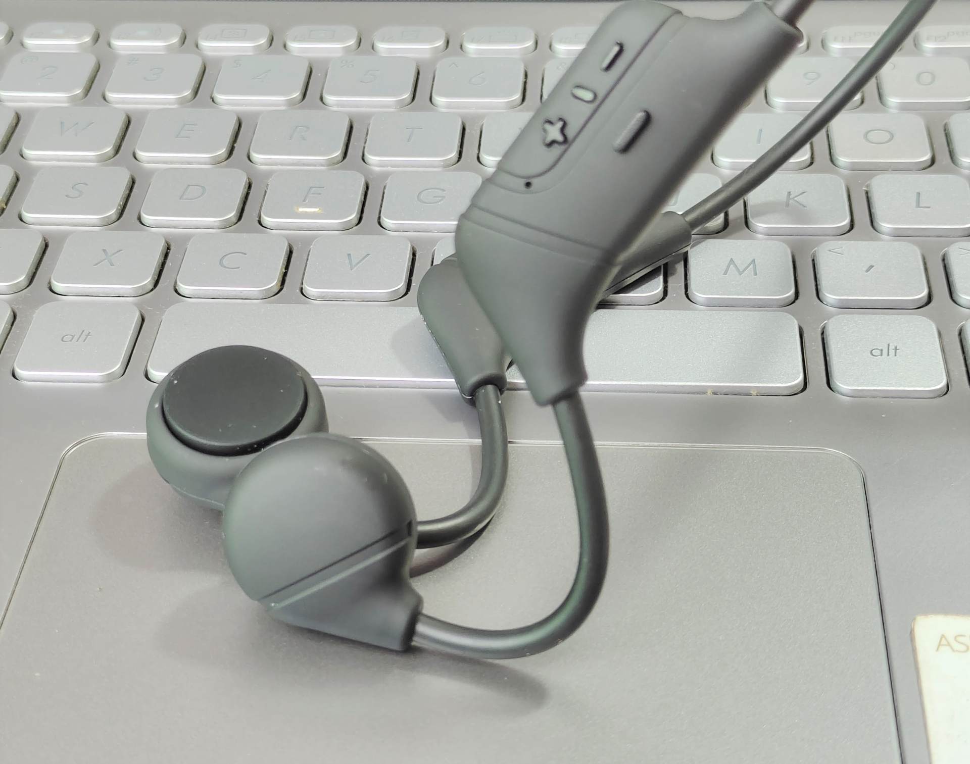 南卡Runner CC II测评上线：骨传导黑科技，颠覆传统，全方位护耳