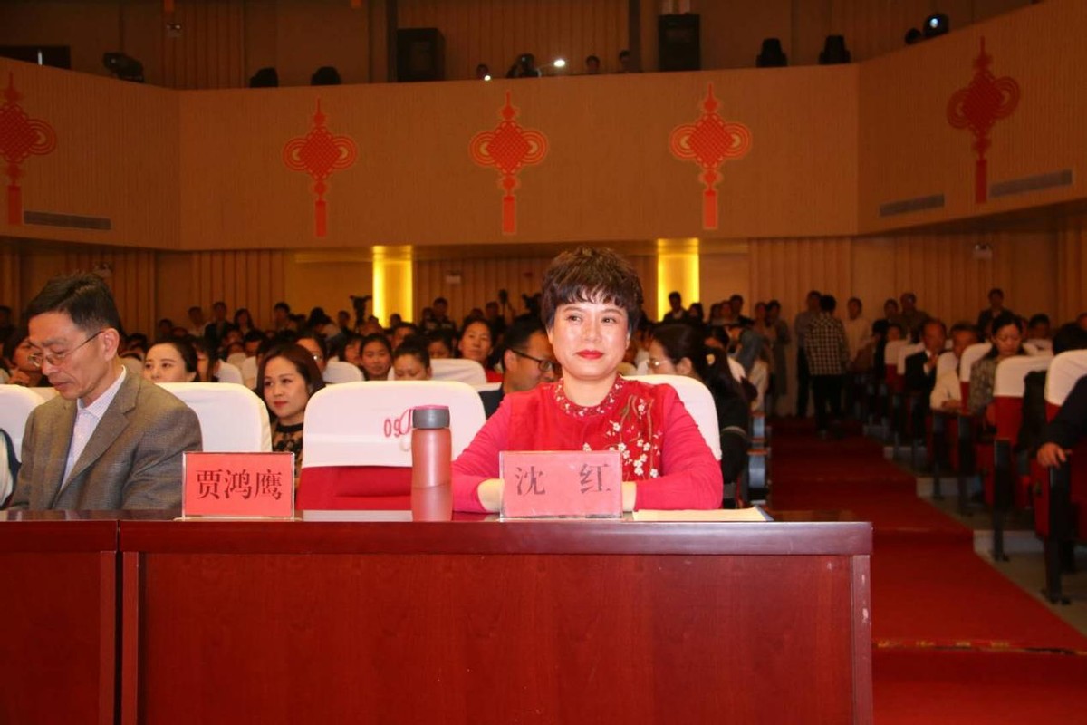 沈紅，家庭教育終身推動者