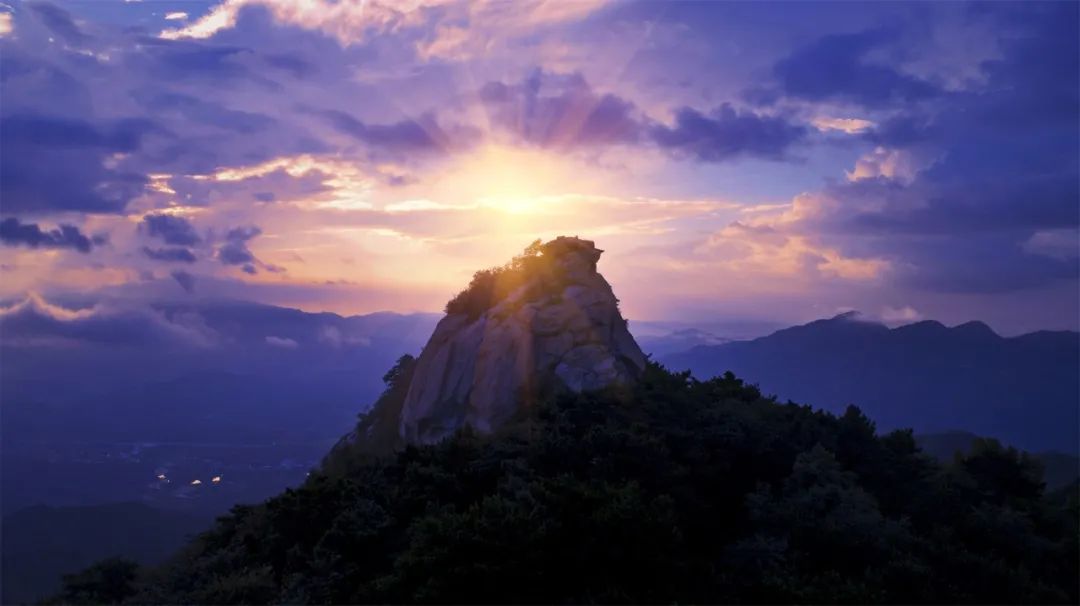 放粽去旅行丨游山 玩水 吃粽子，來(lái)雞公山“粽”享歡樂(lè)