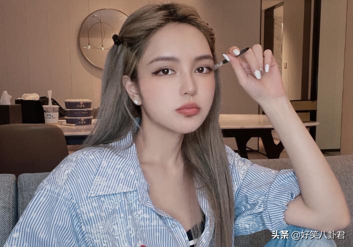 Luo Hao was filmed going back to the hotel with the woman. In the show ...