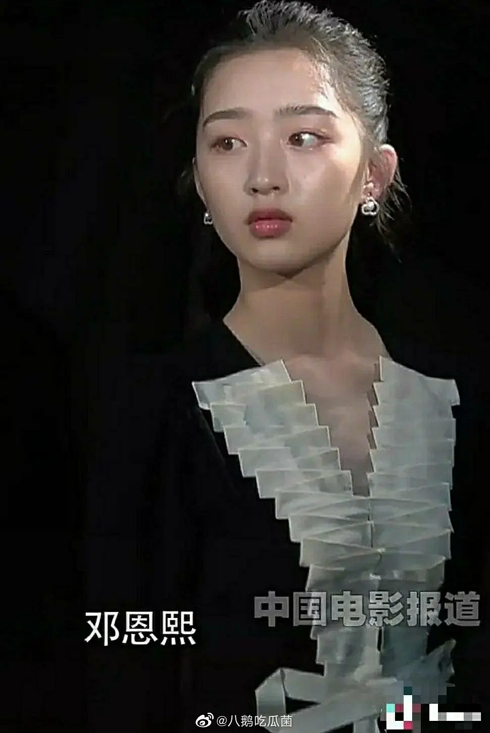 百花女星怼脸特写，周冬雨骨像好扛镜头，赵小棠就这还吹王祖贤？