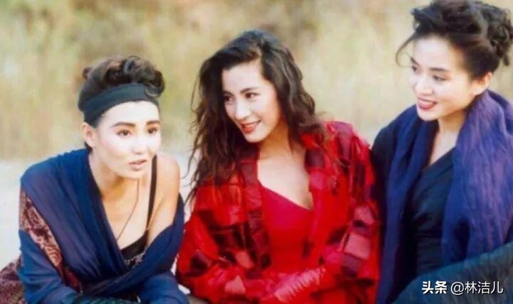 女明星合照这么有心机？刘诗诗、李小冉的抢镜