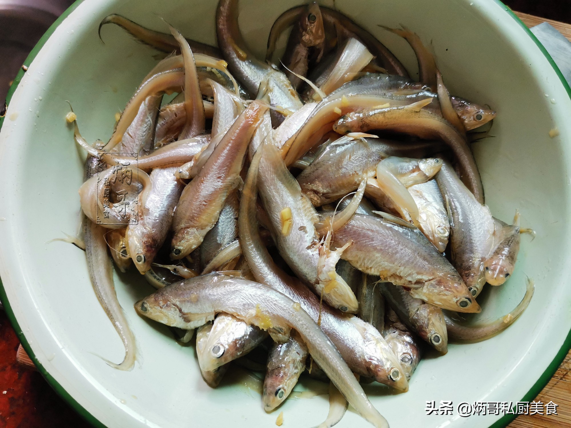 I never bargain with this fish, 15 yuan per catty, fried bones are crispy, high in calcium and good nutrition
