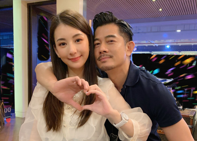 真贤妻！郭富城晒旧照为老婆庆生被吐槽，方媛甜蜜回应力挺老公