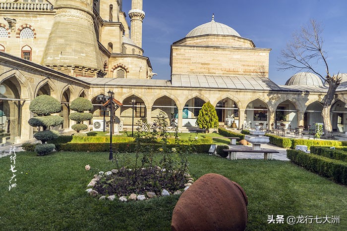 「土耳其」奥斯曼建筑巅峰之作，世界遗产——《塞利米耶清真寺》