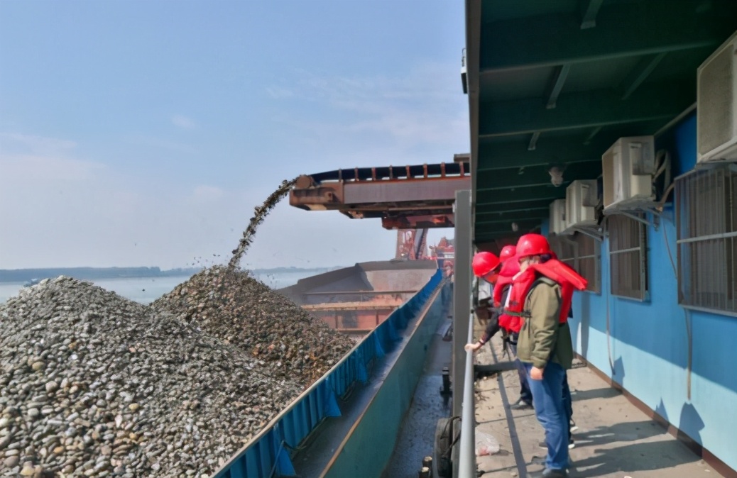 What did China do in the Yangtze River?  Dig 300 million cubic meters of silt and blow up 1 million tons of reefs