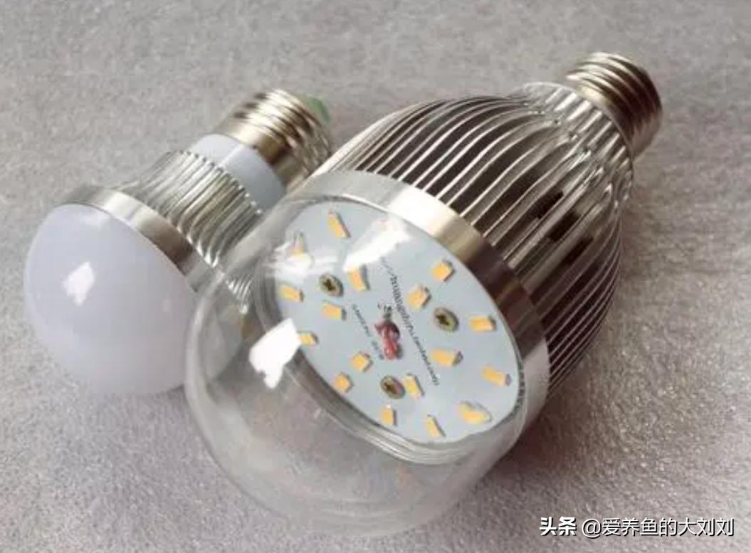 What are the advantages and disadvantages of the three types of metal