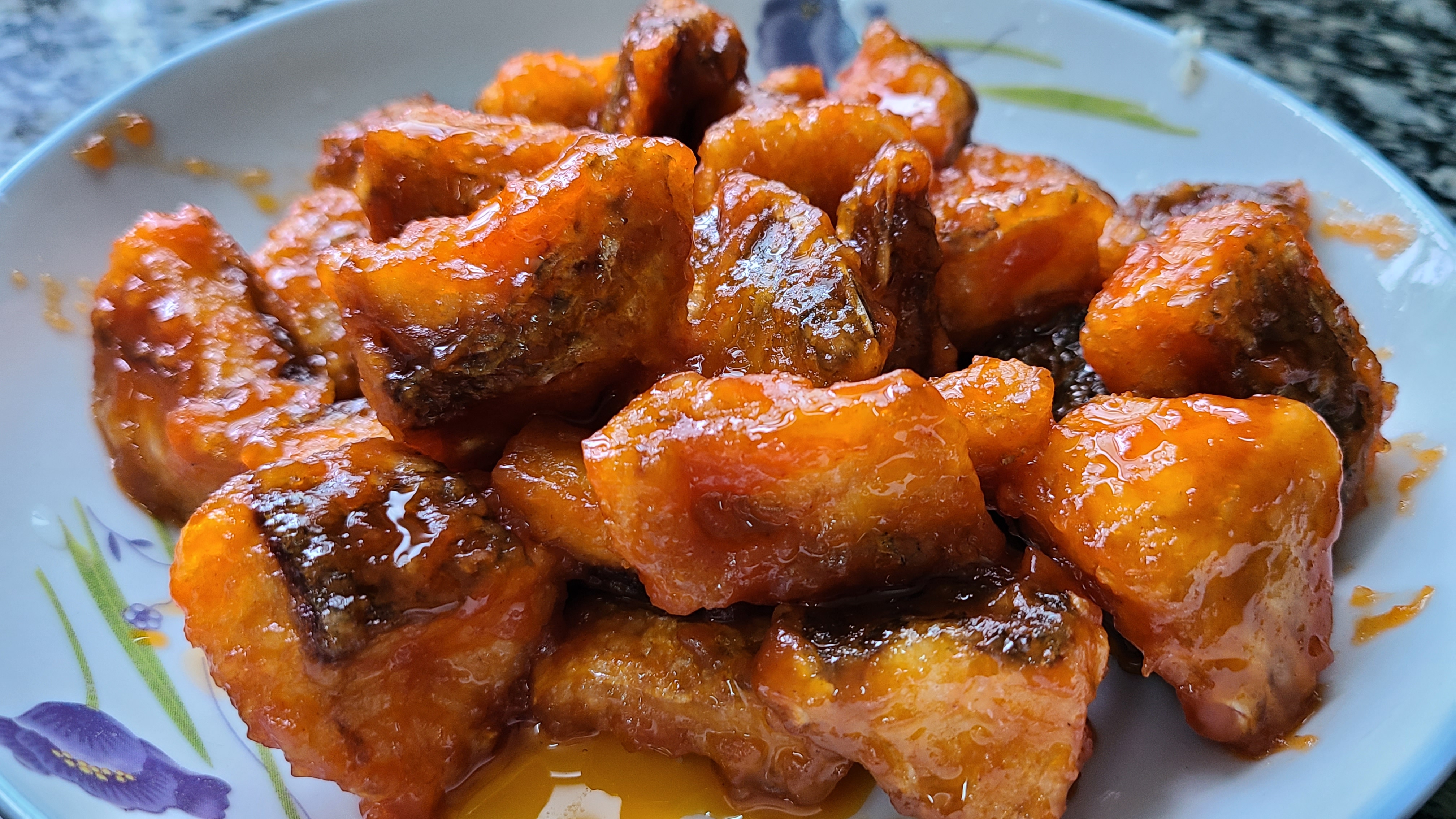 家常版的糖醋鱼块，酸甜开胃又好吃，这一道家常菜，全家都喜欢