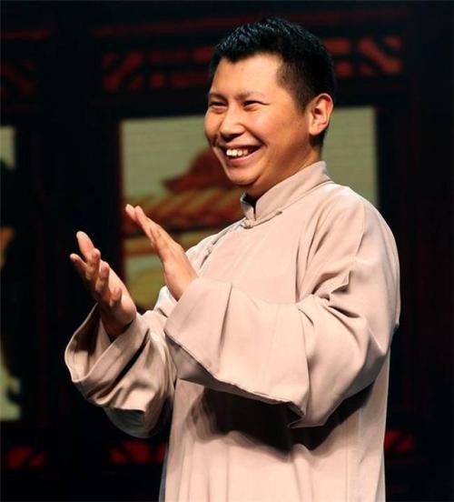 何云伟，就这样改写了他的结局，午夜梦回时是